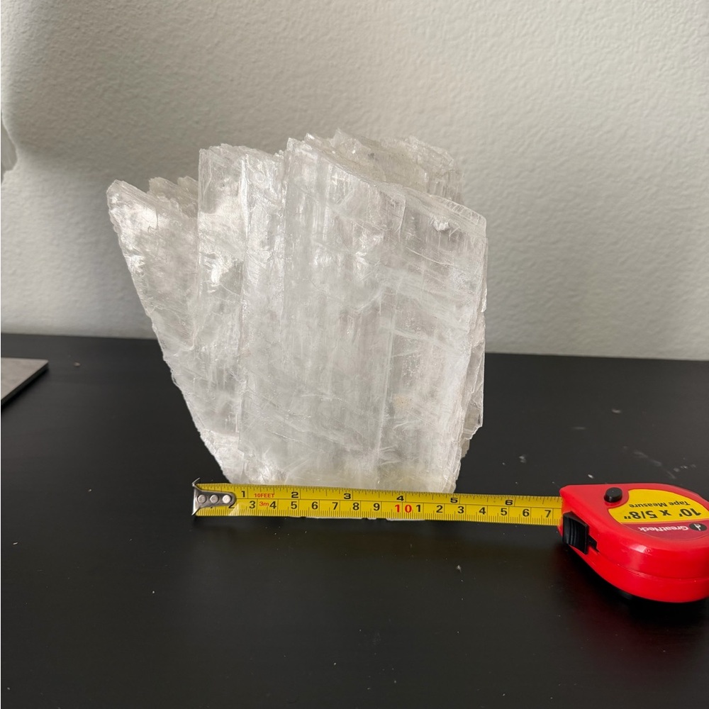 Selenite rock